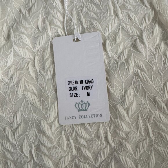 MUY MUY Ivory Textured Sleeveless Bodysuit - Size M - NWT - Picture 4 of 7